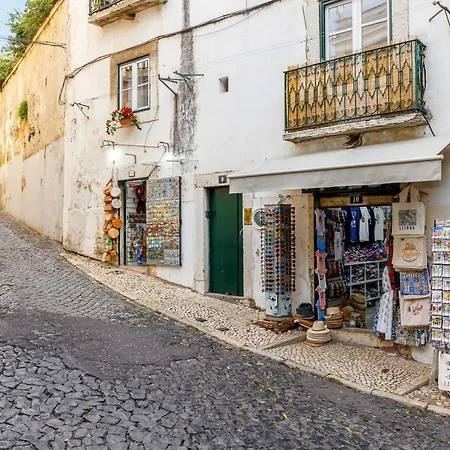 Sublime Apt Medieval Alfama Lisbona Esterno foto
